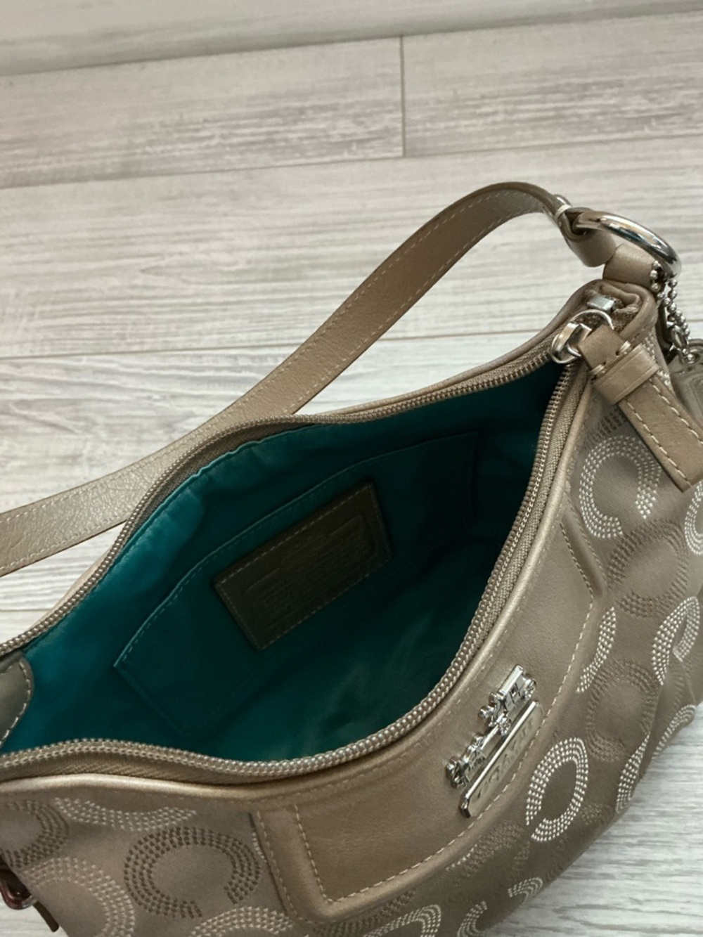 Coach Taupe Signature Shoulder Bag with Silver Hardware - Picture 6 of 8